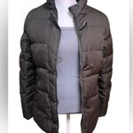 Tommy Hilfiger Olive-green Puffer Jacket. Size
Small. Excellent used condition! Photo 1