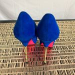 Betsey Johnson Betsey‎ Johnson Giselle Blue Suede Heels with Hot Pink Sole Photo 2