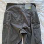 Tek Gear NWT: Charcoal Gray  capri style spandex / workout leggings Photo 4
