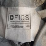 FIGS  Technical Collection Gray Shirt Button Up Scrub Top Womens XXS Photo 3