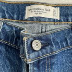 Abercrombie & Fitch NWT The '90s Relaxed Jean High Rise Blue Jeans Size 32 14L Photo 4