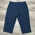 Lululemon On The Fly Crop Woven True Navy Capri Pants Size 10 Photo 3