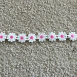 Amazon Daisy Choker Photo 0