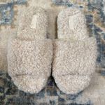 Vince kit faux Shearling Slides Size 7 Photo 0