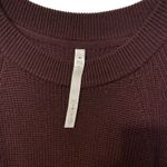 Lululemon Burgundy 100% Merino Wool Pullover Knit Sweater Size 6 Small Photo 4