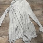Carly Jean Los Angeles Carly jean small grey cardigan Photo 0