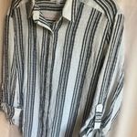 Jane and Delancey . Striped Black and White women Photo 1