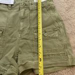 American Eagle  Cargo Shorts Womens Size 2 Green Highest Rise 90s Boyfriend Photo 6