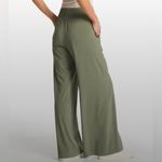 Vuori  Olive Green Wide Leg Pants Size L Photo 1