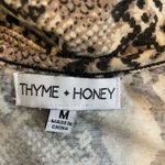 Thyme + Honey  Women's Sleeveless Snakeskin Print Blouse Size Medium Photo 2