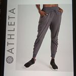 Athleta  Attitude Pant Ruched Jogger Mauve Yoga Dance Travel Gym Womens Sz 14 Photo 8