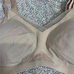 Honeylove CrossOver Wireless Bra in Sand Size Medium Photo 9