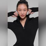 Alo Yoga Alo Alosoft 1/2 Zip Rapid Pullover in Black XXS Photo 2