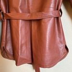 VINTAGE Brown Faux Leather Belted Shirt Jacket Size SMALL MEDIUM Pearl Snap 70s Photo 7