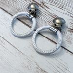 Vintage Clip On Earrings Photo 1