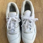 New Balance 550 Photo 1