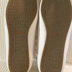 Taos Footwear Women's Cream Sneakers White Size 7.5 Photo 3