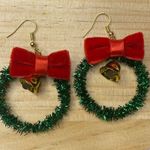 Christmas Wreath Dangle Drop Earrings w/ Bows & Bell Green Festive Holiday 1.5in Photo 0