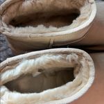 UGG NWOT  plush platform boots size 8 Photo 8