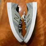 New Balance 628 Court Lifestyle Sneakers Womens 10 Gray White Photo 2