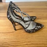 Alice + Olivia Delia Lace Pumps Sz 6 Photo 2