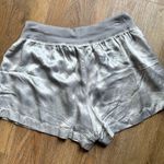 Pj Harlow  Mikel satin boxer shorts in silver. Size medium. Women pajamas lounge Photo 3