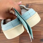 Waco Revitalign Women's Slip On Casual Shoes‎ Light Blue Canvas Comfort Size 5.5 Photo 4