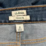 L.L.Bean L.L. Bean classic fit jeans . Size 12 Photo 4