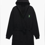 Savage X Fenty Women’s Forever Savage Short Hooded Robe Black/Green M/L Black Size undefined Photo 2