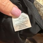 Francesca's Collections Black Off Photo 5