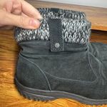 Khombu Boots Women 8M Black Gray Suede Leather Flat Zip Round Toe Winter Travel Photo 7