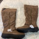 Dream Paris Beautiful Dream Pairs Women’s Boots Brand New size 10 Photo 12