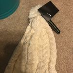 Nike Women’s  cream warm ski beanie hat Photo 2