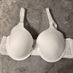 Curve Muse size 40B White Lace Front Close Underwire Bra Photo 0