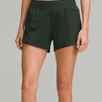 Lululemon  Hotty Hot High-Rise Lined Short 4" Photo 5