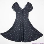 Unique Vintage  Gwynnie Bee black floral‎ print fit and flare midi dress, M Photo 3