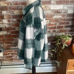 Green & White Plaid Flannel Long Sleeve Shacket Size XS Photo 5