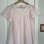 Gillian O’Malley lace trim short sleeve vintage nightgown Pink Size M Photo 0