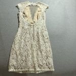 Aidan Mattox Aidan Maddox Women’s Vintage Cream Deep V Neck Lace Dress Size 0 EUC Photo 2