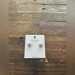 Kate Spade NWT “Bright Ideas” emerald stud earrings Photo 4