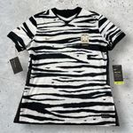 Nike NWT South Korea Football Kit Jersey White Black Women's XL Soccer Photo 0