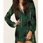 Planet Blue BLU MOON Green Velvet dress XSMALL long Bell Sleeves NWT Photo 2