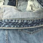 Eddie Bauer Women's Low Rise Denim/Jean Shorts Size 8 Breathable Stretch Photo 2