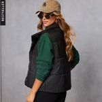VICI  Anna Pocketed Vest in Black size Medium Puffer Layer Influencer Fave Photo 1