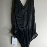 SheIn Nwt motif  body suit size small Photo 2