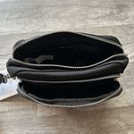 Lululemon Everywhere Crossbody Bag Black New With Tags 2L Photo 2