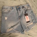 Sofia Vergara Sofia Jeans Shorts Photo 2