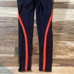 Gap  fit black workout leggings Photo 4