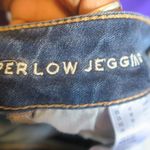 American Eagle  Outfitters super stretch super low jegging AEO denim jeans in dark wash blue size 00 short. Photo 9