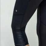 Lululemon Cut The Crop Shiny Side Pockets Size 4 Photo 3